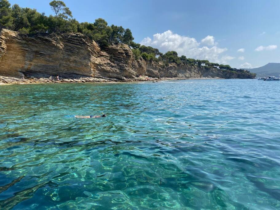 Cocon Les Pieds Dans L'Eau Acces Direct A La Mer La Ciotat Eksteriør billede